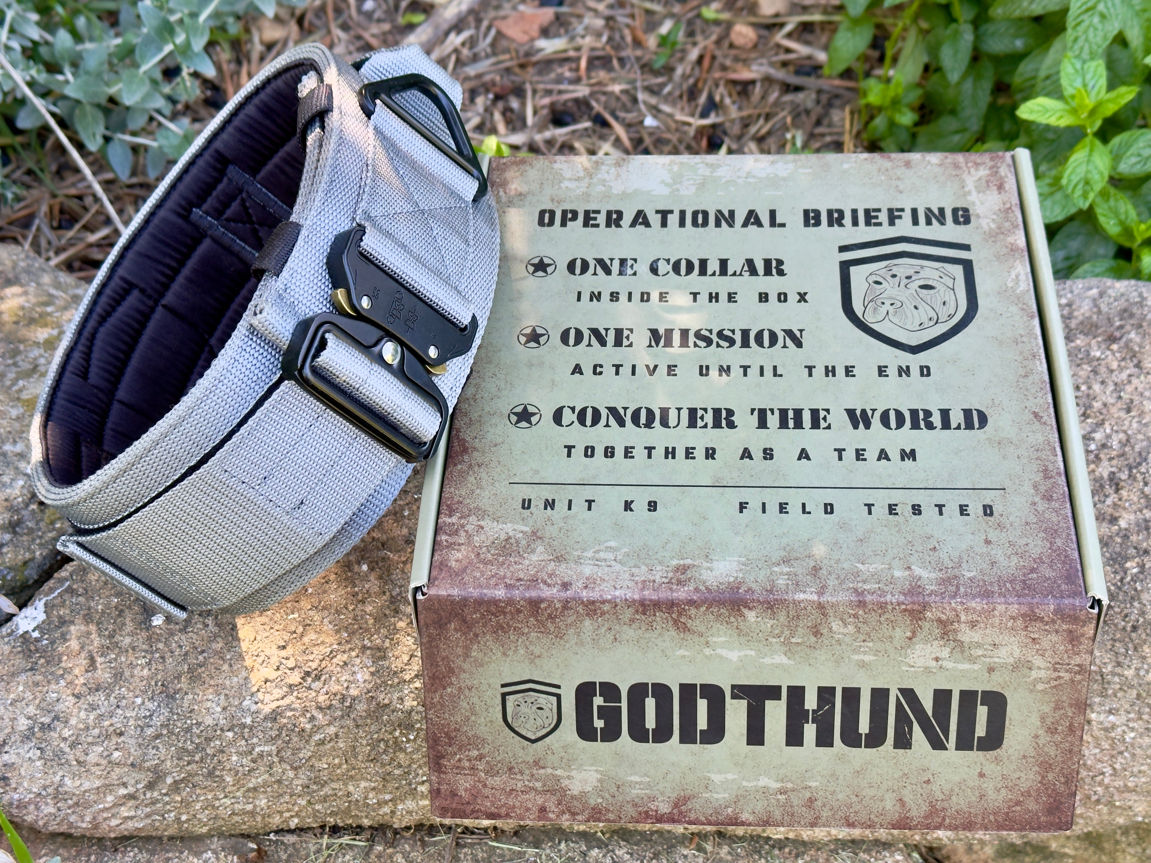 Collar táctico militar gris K9 Godthund diseño packajing exclusivo caja de municion